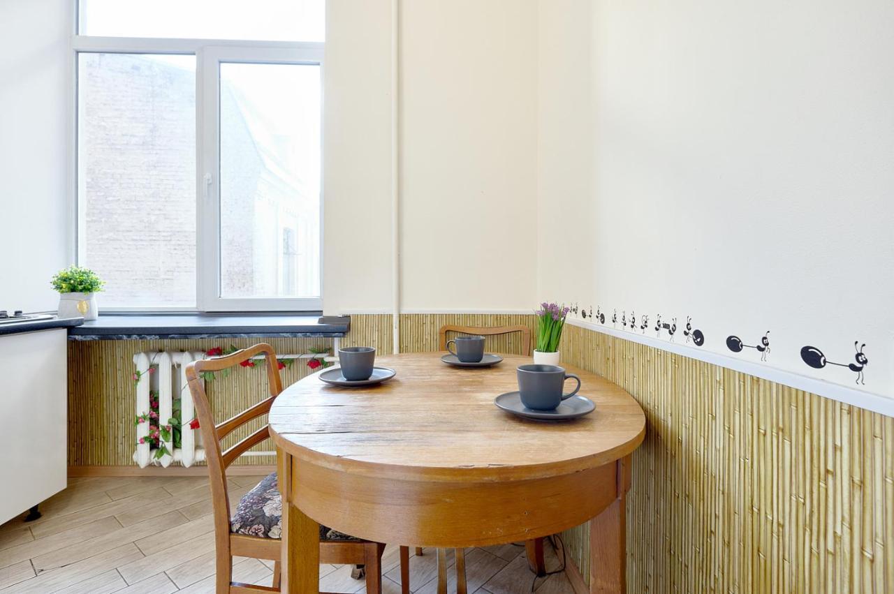 S12-58 Modern Aparthotel With Two 2Bedrooms In Central Kiev - Bessarabska Squere - Gulliver Mall - Olympic Stadium - Palace Of Sports - Saksahanskoho St, 12Б Exterior foto